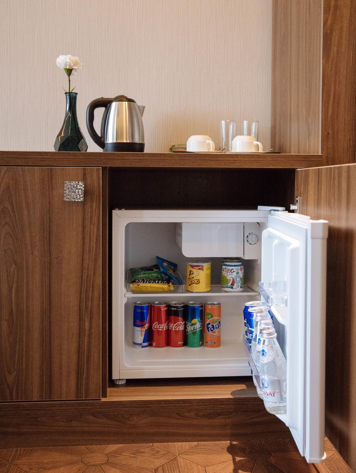 Garden Park Inn Алма Ата Екстериор снимка