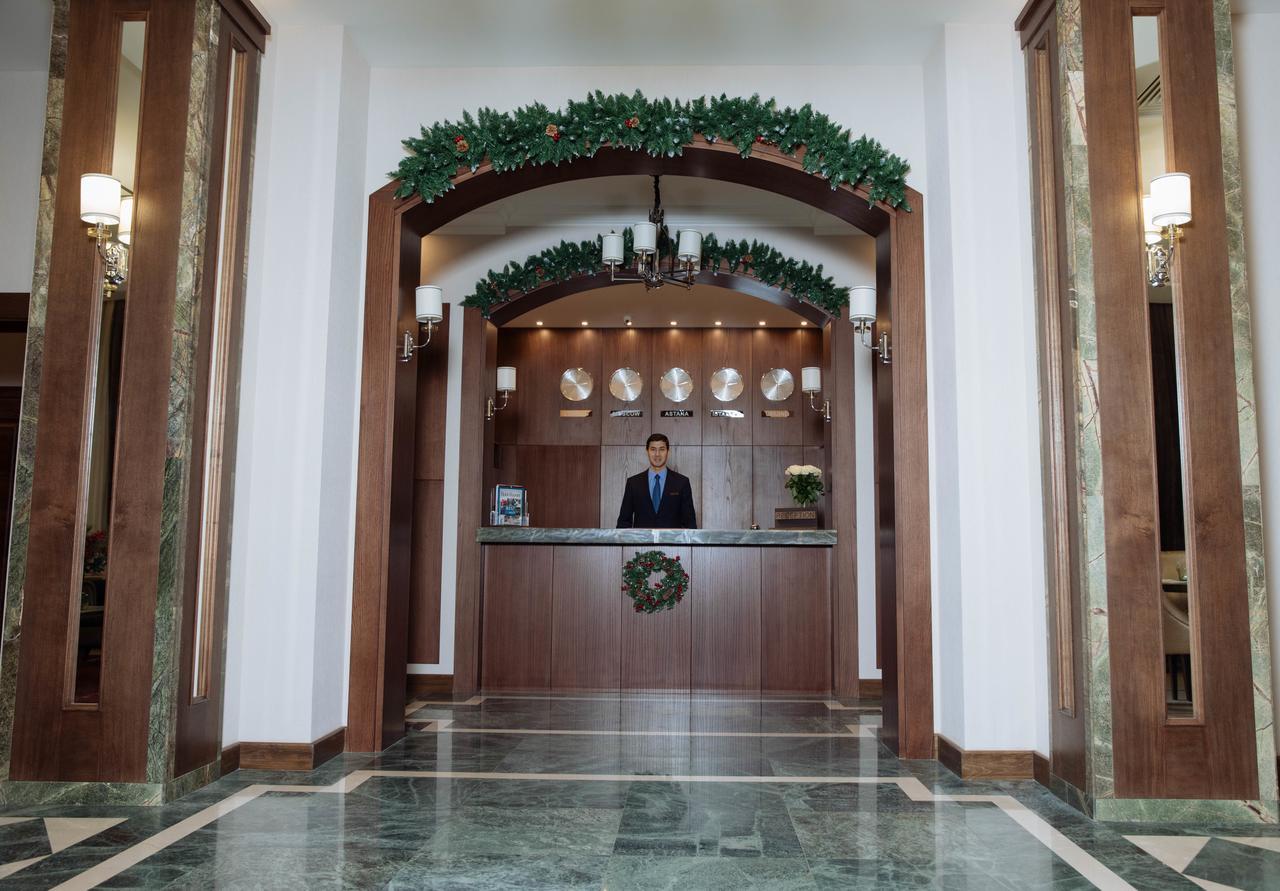 Garden Park Inn Алма Ата Екстериор снимка