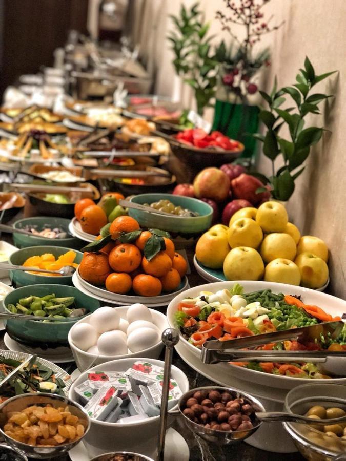 Garden Park Inn Алма Ата Екстериор снимка